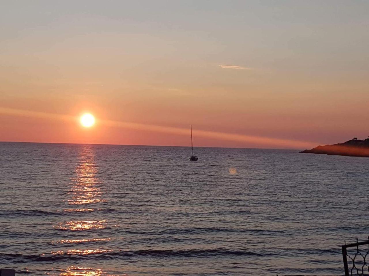 Darinka Aparthotel Ulcinj Bagian luar foto