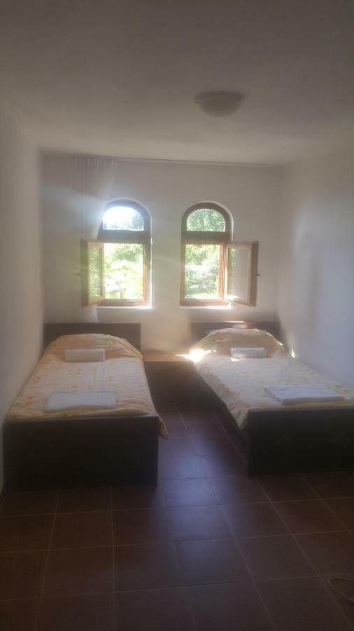 Darinka Aparthotel Ulcinj Bagian luar foto