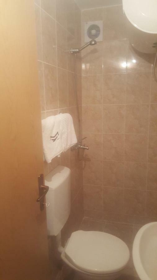 Darinka Aparthotel Ulcinj Ruang foto