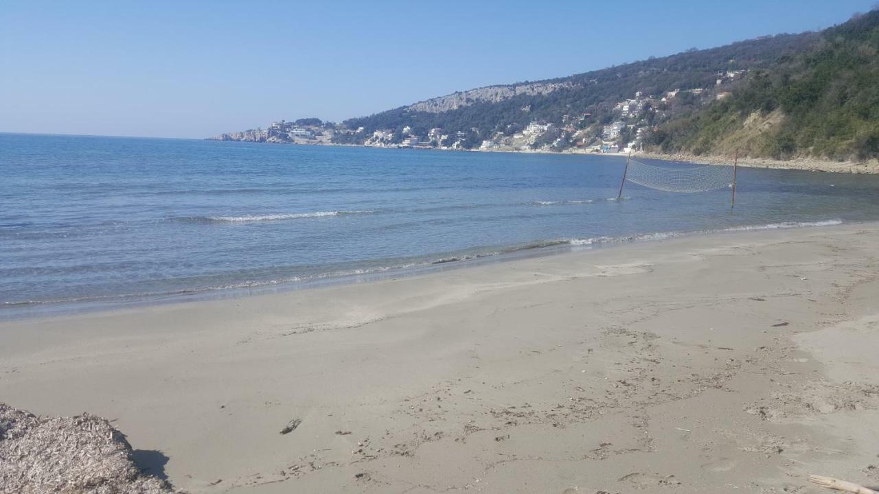 Darinka Aparthotel Ulcinj Bagian luar foto